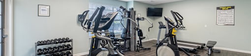 the gym at the preserve at green valley townhomes in green valley va