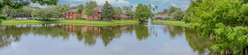 Exterior Views of The Avenues of Baldwin Park in Orlando, FL