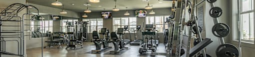 24/7 fitness center