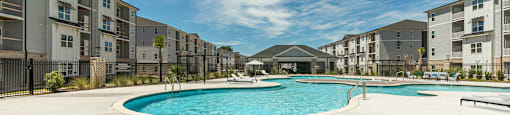 Luxurious swimming pool