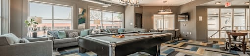 additional photo for property listing at chic digs with room to stretch out in the village 22 car
