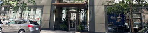 the building in which the hotel is located