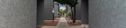 Cottonwood Creek apartment complex facing itself.