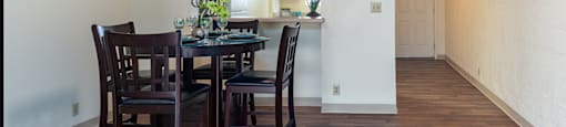 Cottonwood Creek dining area near open kitchen.