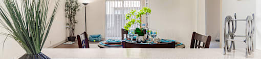 Cottonwood Creek kitchen breakfast bar.