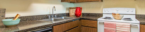 Cottonwood Creek kitchen with plenty of cabinetry.