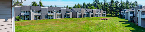 the enclave at ballantyne commons apartment community