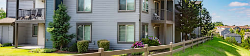 the preserve at ballantyne commons apartment homes with balconies