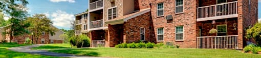 Landscaped Walkways at Summerhill Glen, Maynard, 01754