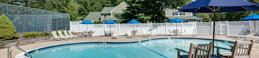 Outdoor Swimming Pool With Lounge Chairs. at Mariner's Hill Apartments, Marshfield, Massachusetts