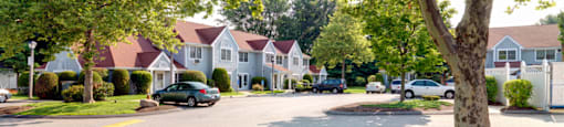 Entrance to Pondside at Littleton Apartments. at Pondside at Littleton, Littleton, MA, 01460