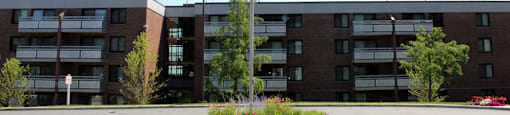 Front Courtyard And Entrance  at Stratton Hill Park Apartments, Worcester, Massachusetts