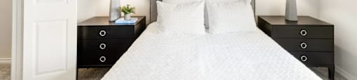The Inn At Westover Hills Model Apartment Bedroom