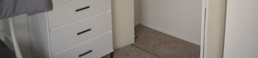 Windridge Bedroom Closet