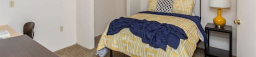 Comfortable Bedroom With Closet at Highland Village Apartments, Flagstaff, 86001