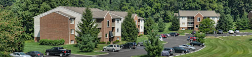 Aerial view at Sandhurst Apartments, Zanesville