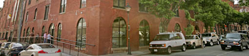 Cobblestone Commons Exterior