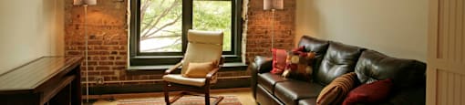 Cobblestone Commons Living Room