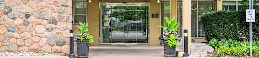 88-Redpath-Avenue-Entrance