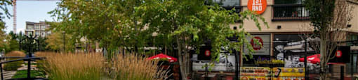 Landscaped community.  Thumbnail click to zoom.