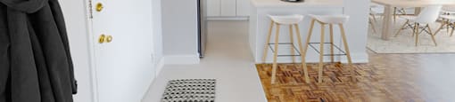 Well lit kitchen. Thumbnail click to zoom