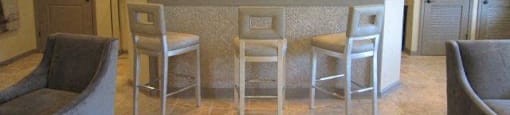 A bar area with four chairs at Forest Hill, Mobile, AL, 36618