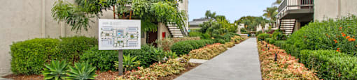 Community with Lush landscape in Santa Ana