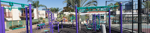 Apartments for rent in Santa Ana with Playground