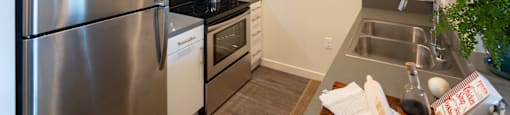 Fully equipped kitchens are available in apartments for rent in Van Nuys