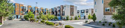 the preserve at ballantyne commons street view of apartments