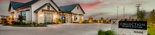 A building with a sign that says "COLLECTION SCHERZA STATION 18508" in front of it.