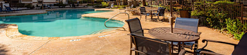 Poolside Dining Table at Hayden on West Ave, San Antonio