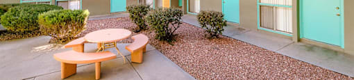 Uptown Horizon Apartments in Albuquerque, NM