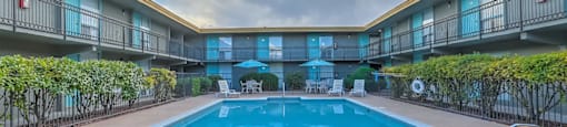 Uptown Horizon Apartments in Albuquerque, NM