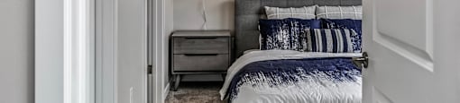 Spacious Bedrooms at The Landings Apartments, Bellevue 68123