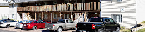 Exterior at Country Club Apartments in Sioux City, IA