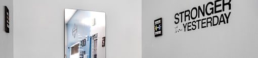 Mirror corner at The Landings Apartments, Bellevue, NE, 68123