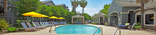 Broadleaf Apartments  |  Hot Tub and Pool Area