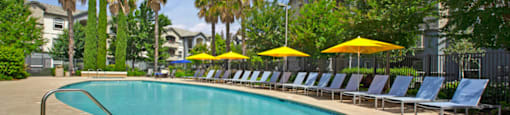 Hot Tub and Pool | Apartments in Sacramento CA | Broadleaf Apartments