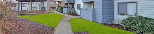 Lush Grounds  | Taluswood Apartments |  Mountlake Terrace