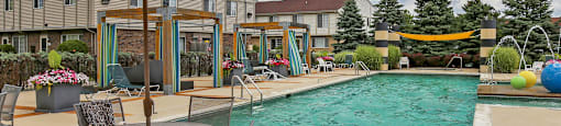 Residential Swimming Pool at Parkview Ridge Apartments and Townhomes, Michigan