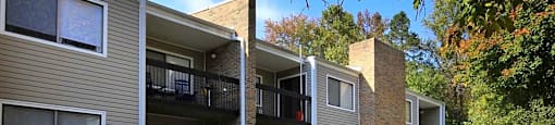 Garden Area at Ridgewood Apartments, North Carolina, 27410