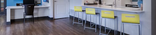 Ironwood at the Ranch Apartments lounge kitchen and seating