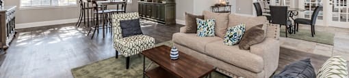 ClubHouse seating at Hollow Creek in Conroe TX