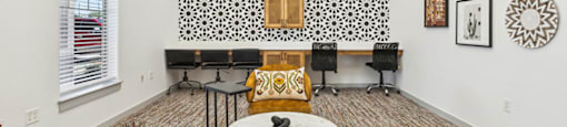 Co working lounge at Bonito Parque Apartments in San Antonio TX