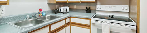 Kitchen Counters at Almeda Park Apartments in Houston TX