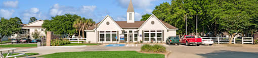 Leasing Office at Dayton Park Apartments in Dayton, TX