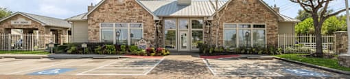 Leasing office at Fallbrook Ranch in Houston TX