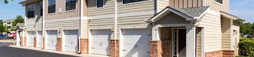 Exterior View at Gateway Crossing, Augusta, 30907