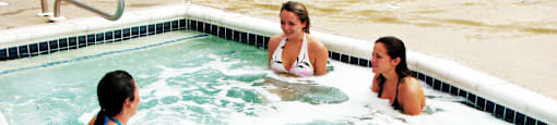 Hot Tub at Arbor Glen Apartments in East Lansing, MI near Michigan State University.